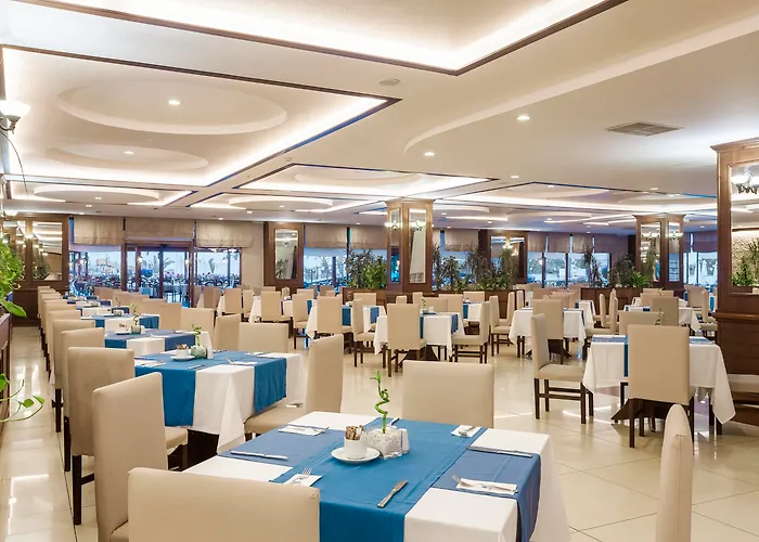 Hotel Club Turan World Select Side
