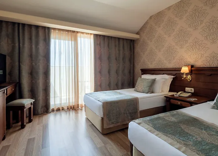 Hotel Club Turan World Select Side