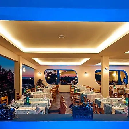 Club Turan World Select Hotel 5*